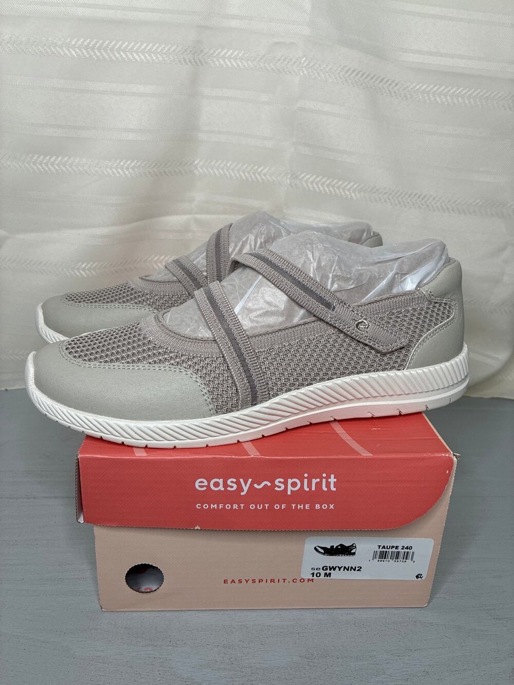 Easy Spirit Gwynn Knit Mary Jane Walking Sneakers Taupe Size 10M